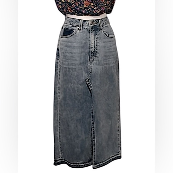 Guess Distressed Vintage Blue Denim Boho Jean Midi Maxi Skirt 
Sz 26 - Picture 1 of 9